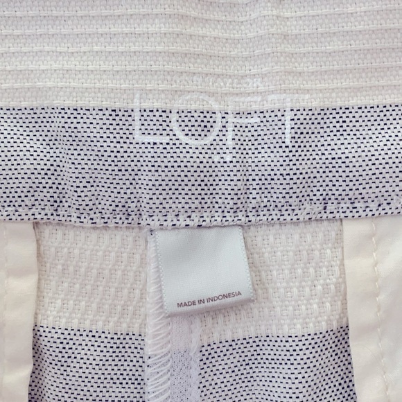 Loft Shorts 4”, Size 8, Ivory & Gray Striped. - Picture 3 of 5